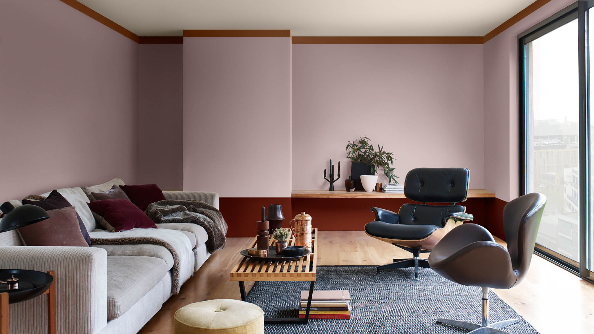 Snug living room in earthy tones 以大地色調配搭「Heart Wood」色彩,營造溫馨客廳