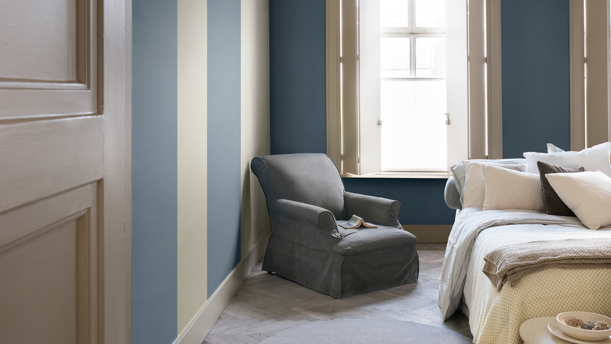 Blue bedroom Blue is the colour of everyday and gives a restful, natural feeling to a bedroom.