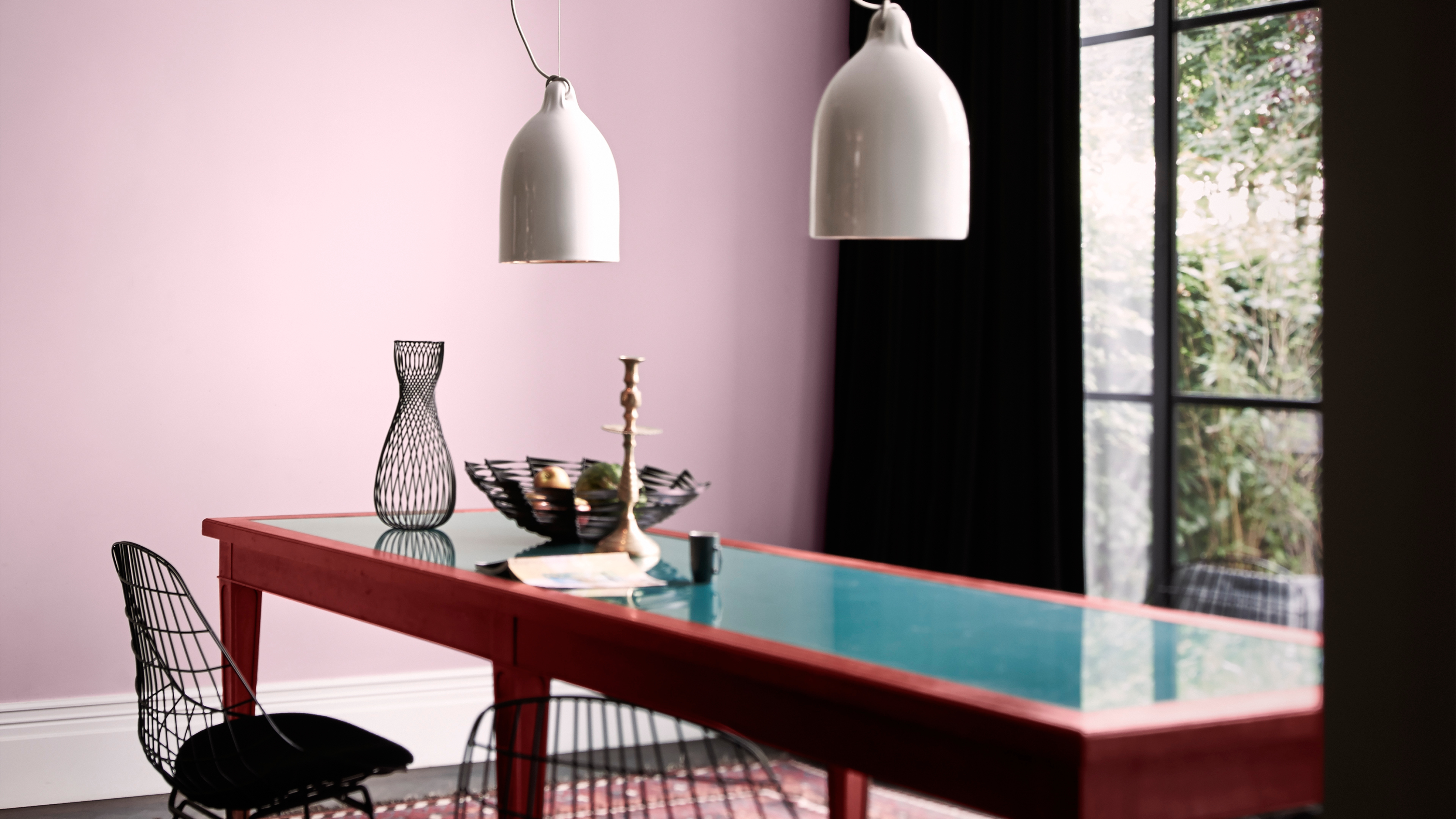 Dining room with pink walls Make sure you paint your to suit both its function and the amount of light it gets. Apple green is a cheerful shade for a sunny living room, while dusky pink is an inviting, opulent choice for a dining room.