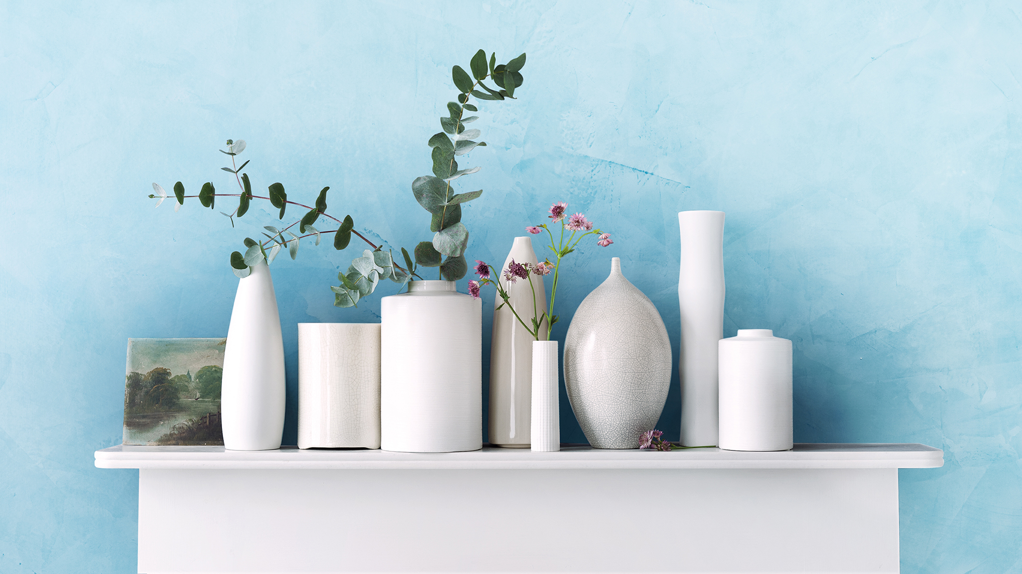 Marble effect Our marble effect paint is a sustainable way to bring in luxury.