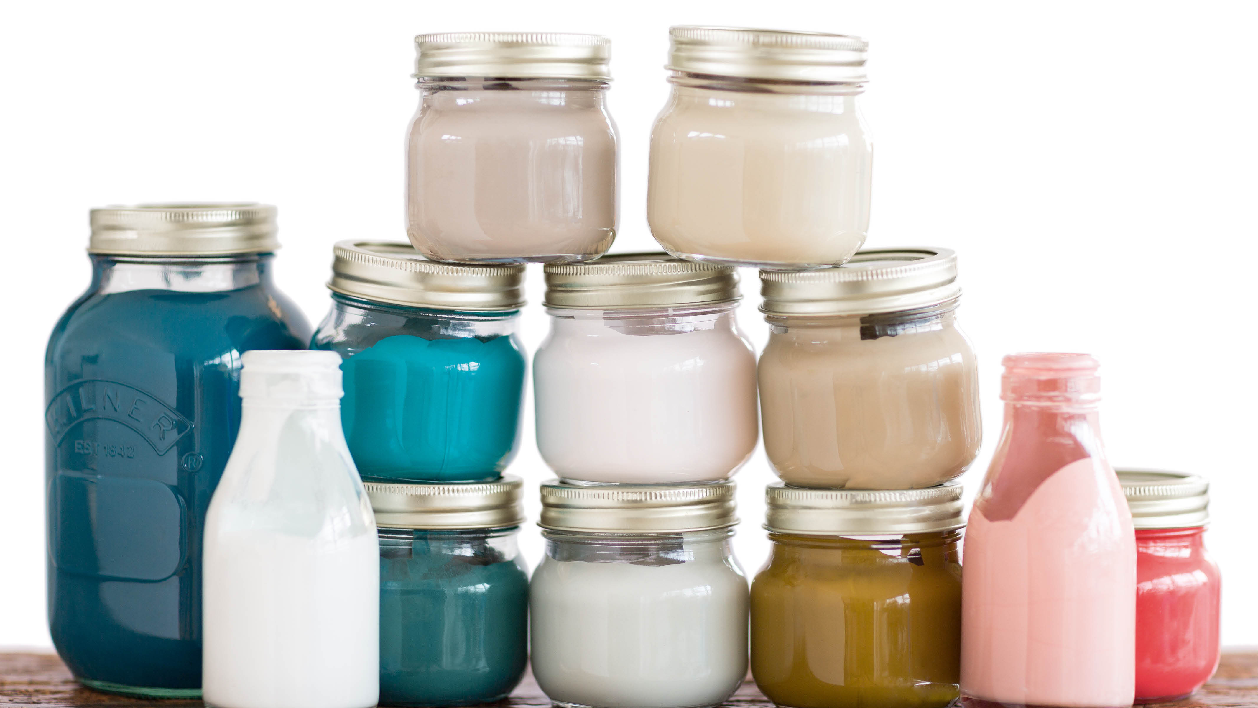 Store leftover paint in glass jars If you do find yourself with leftover paint, make sure you store it properly for next time - away from direct sunlight and in a frost-free environment.