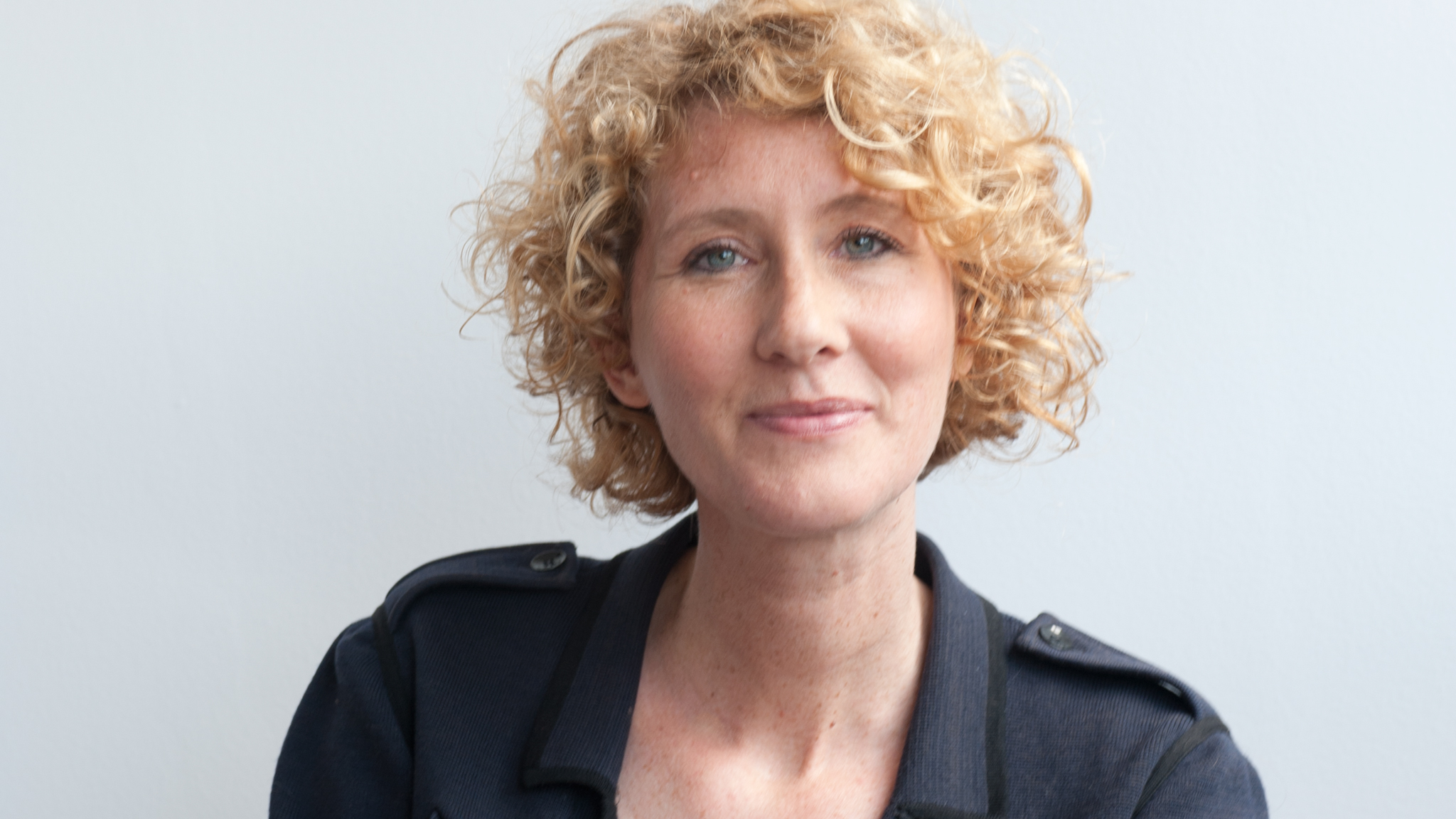 Willeke Jongejan (Warm Neutrals) Willeke uses her colour expertise to create colour collections and images that help people find the colour they love.